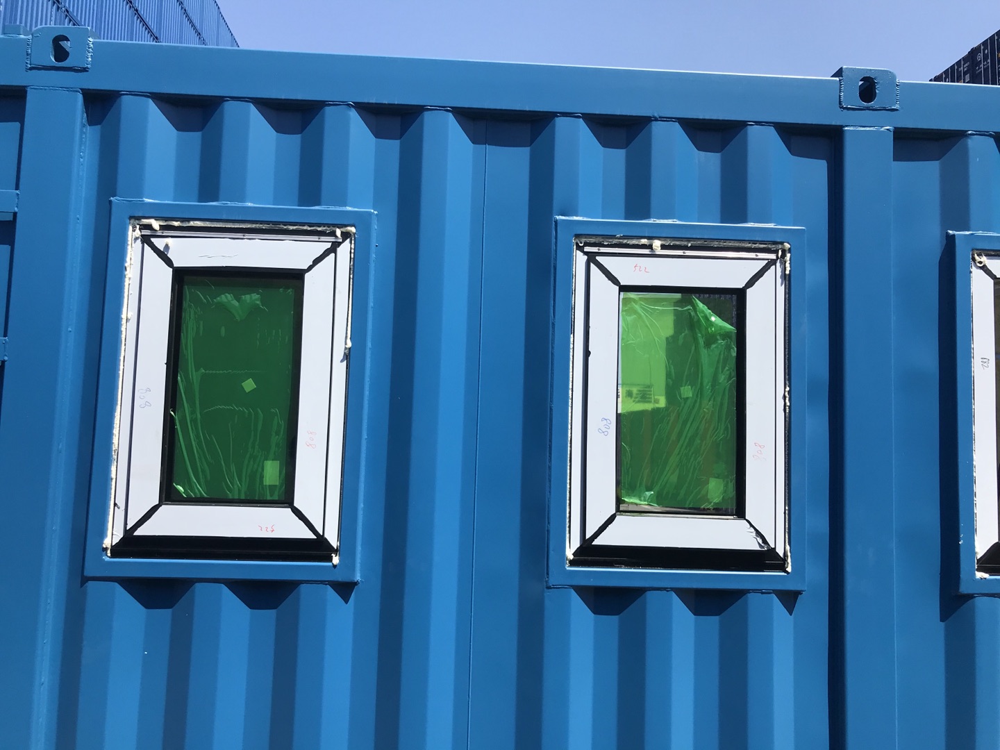 superhouse Cheap Aluminum windows Passive House Energy Rating Super Strength Steel Aluminium clear Glass Crank Awning Window
