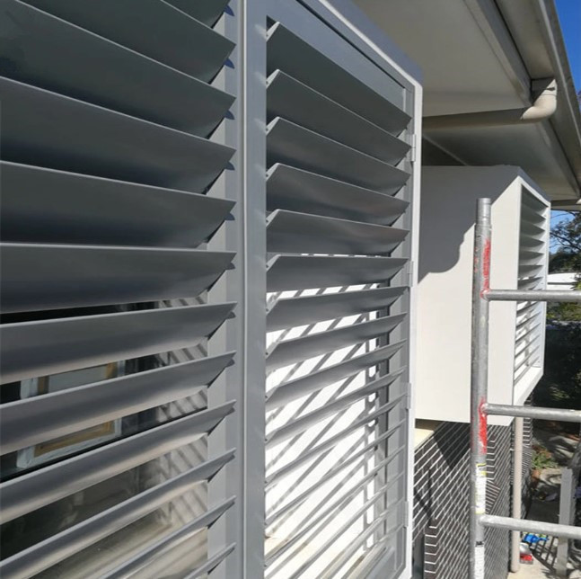 Modern Aluminum Alloy Louver Window With Automatic/Manual Ventilation Shutters And Outdoor Use