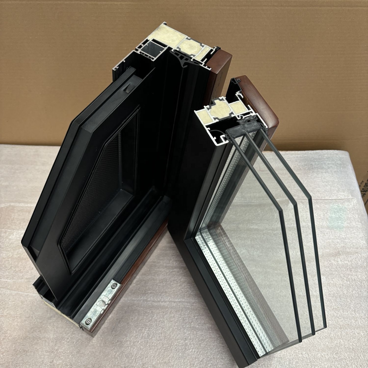 LEAWOD MLN95 Rounded Windows Aluminium Clad Wood Profile Tilt and Turn Solid Wood Windows