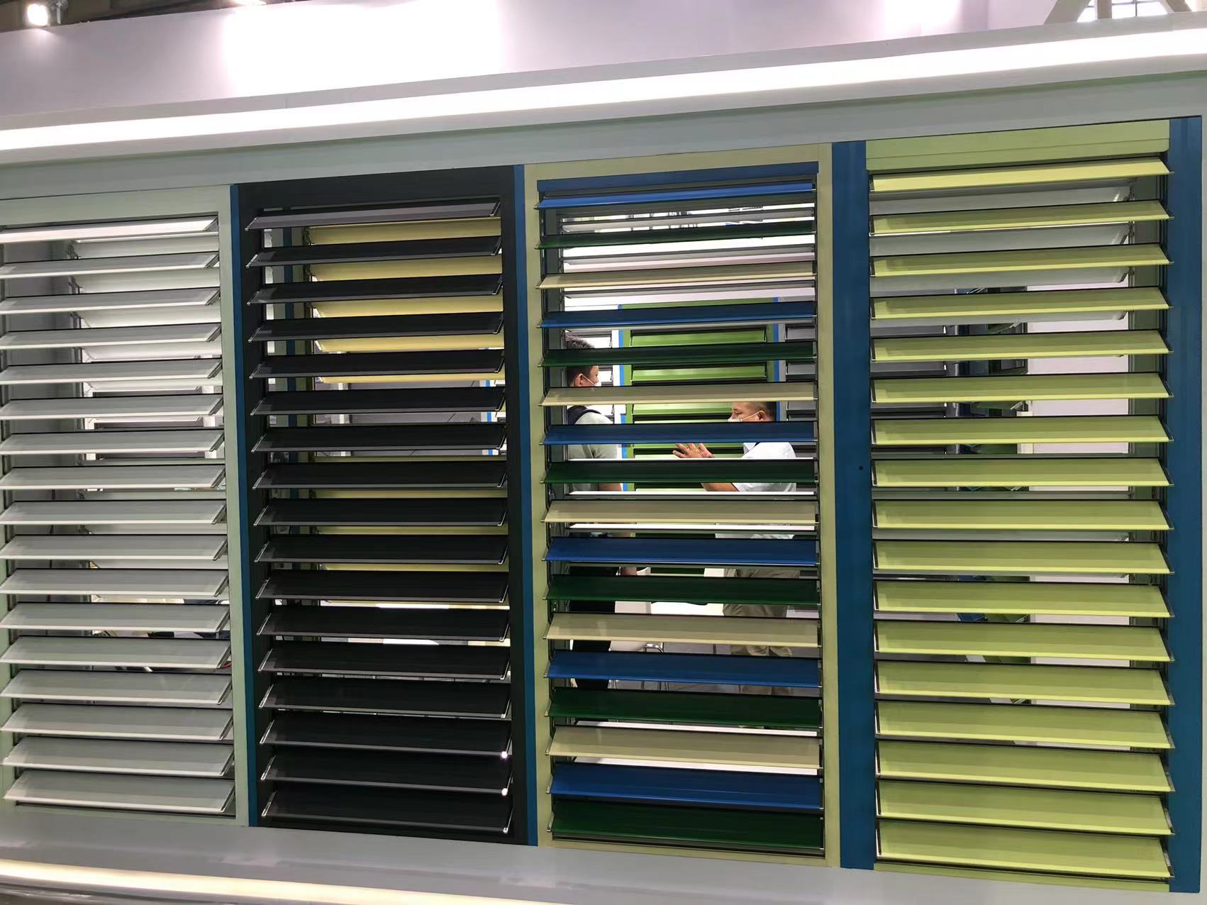Outdoor Automatic Louver Jalousie Window Louvre Aluminum Shutters