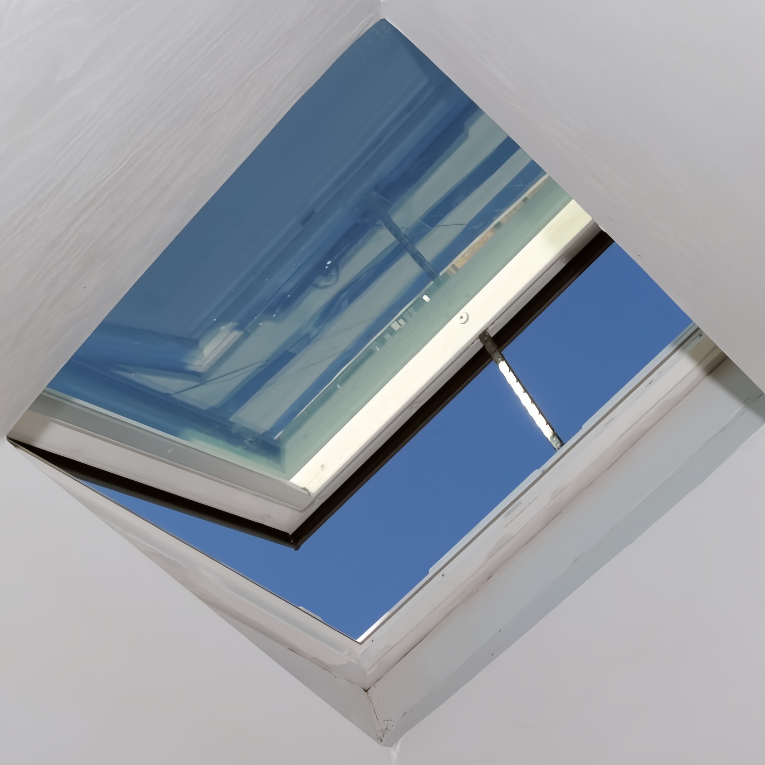 Customized Made in China Soundproof Roof Window Aluminum Hurricane Impact Dormer Window with Skylight/sloop Roof Window for Sale